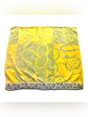 Cecil Saydah Company 90s Oversized Floral Bug Oversized Terrycloth Beach Towel